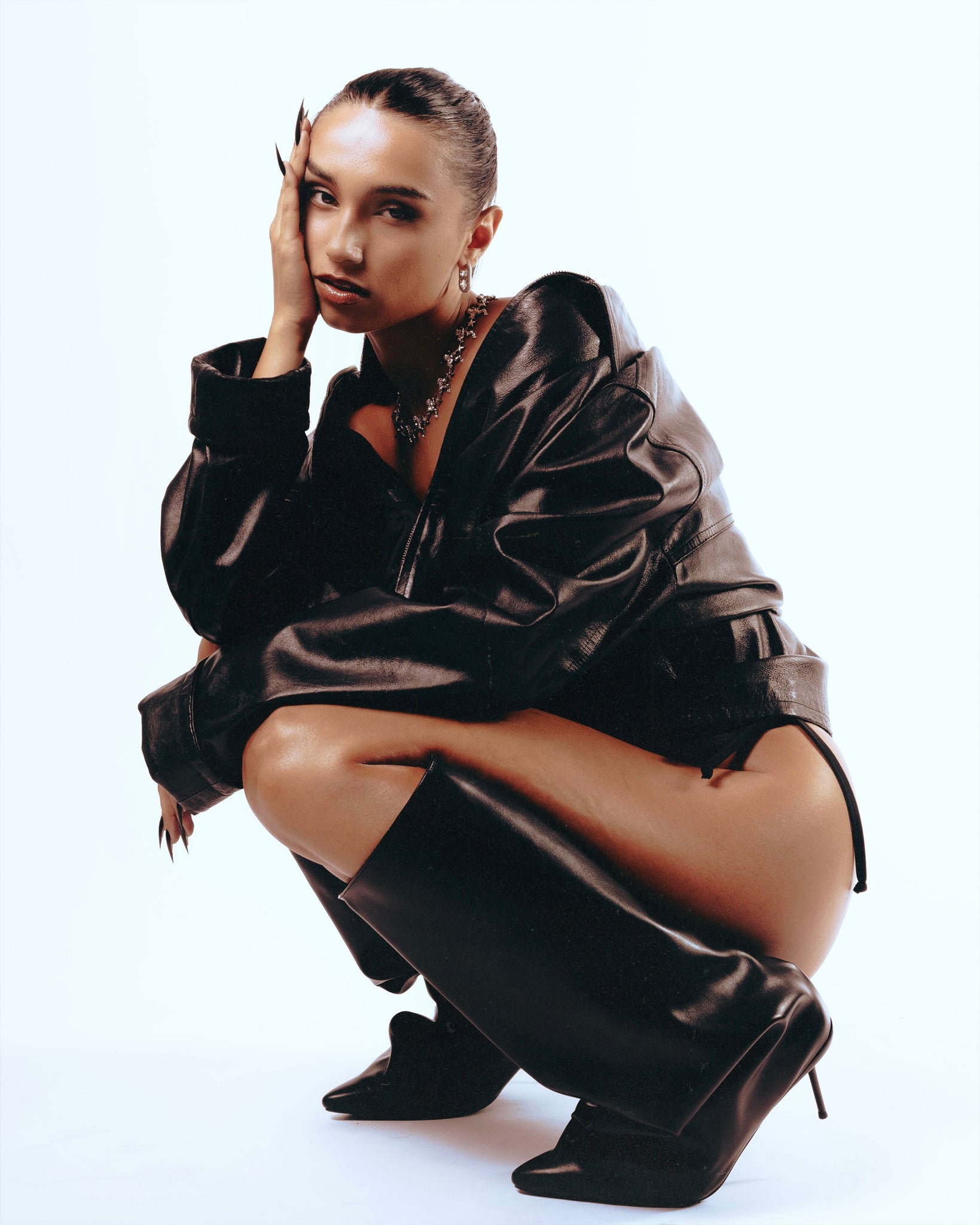 Follow your dreams choker